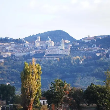 Casa Kennedy Assisi Views, 2 Baths & Easy Parking Apartmán