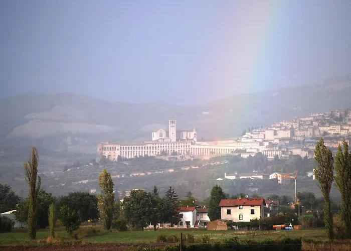 Casa Kennedy Assisi Views, 2 Baths & Easy Parking شقة أسيسي